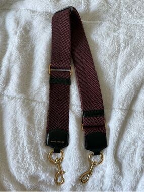 Marc Jacobs Burgundy and Black Chevron Adjustable Strap with Gold Hardware